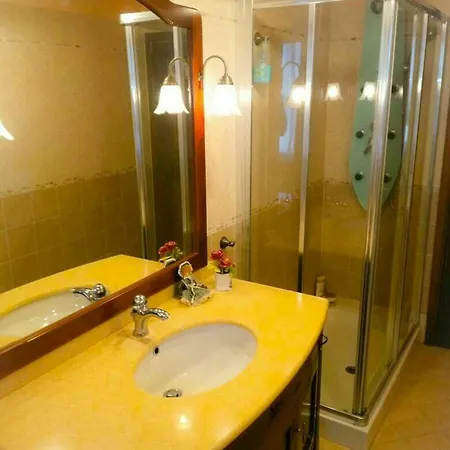 With 5 Bedrooms In Arezzo, With Private Pool, Furnished Terrace Villa