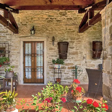 With 5 Bedrooms In Arezzo, With Private Pool, Furnished Terrace Villa *